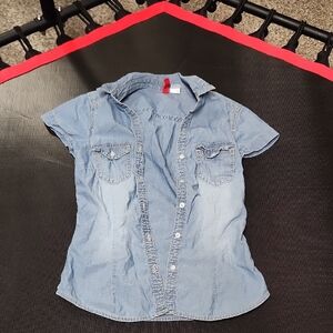 Divided Denim Short Sleeve Button Down. Size 2 #1 Womens
